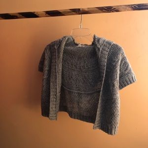 Aeropostale gray hooded cropped sweater
